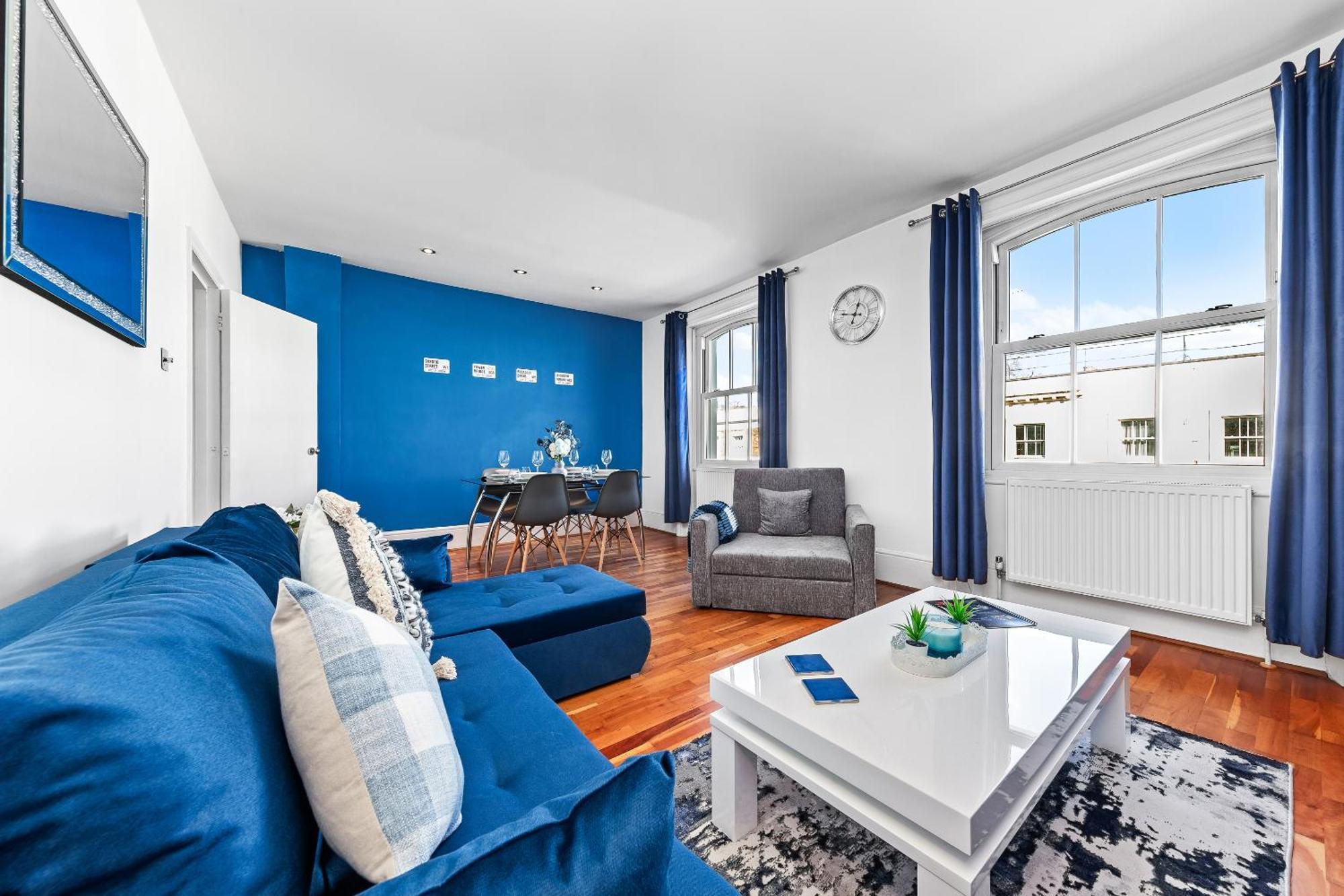 Balcony Blue Theme 1 Bedroom Central London Luxury Flat Near Hyde Park! Accommodates Up To 6! Double Sofa Bed And Next To Station! ภายนอก รูปภาพ
