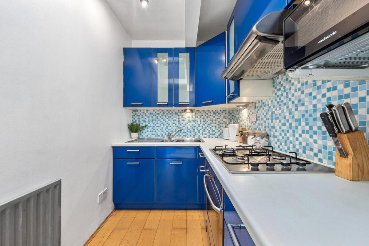 Balcony Blue Theme 1 Bedroom Central London Luxury Flat Near Hyde Park! Accommodates Up To 6! Double Sofa Bed And Next To Station! ภายนอก รูปภาพ