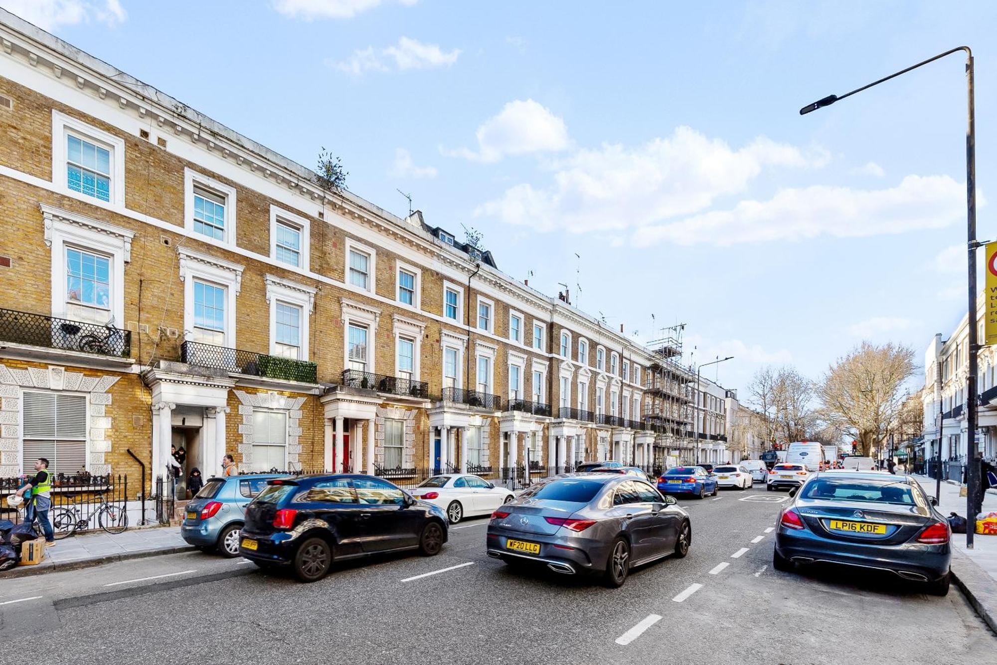 Balcony Blue Theme 1 Bedroom Central London Luxury Flat Near Hyde Park! Accommodates Up To 6! Double Sofa Bed And Next To Station! ภายนอก รูปภาพ